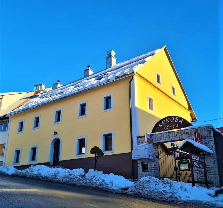 Bed and Breakfast Sobe "Ela" Fužine Esterno foto